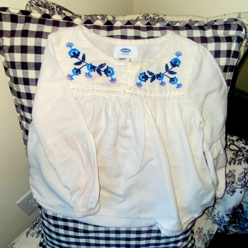 Old Navy little girl’s long sleeve cotton blouse